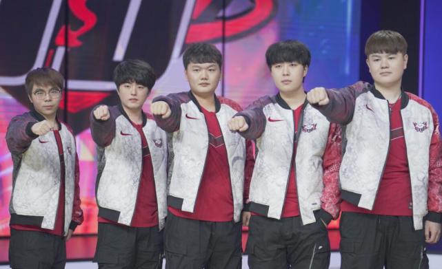 体育冬奥时刻：单车功能世界最全 雪蜡车可冬夏两用